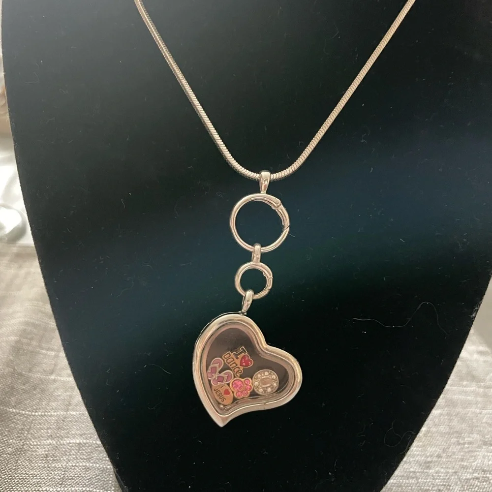 Necklace